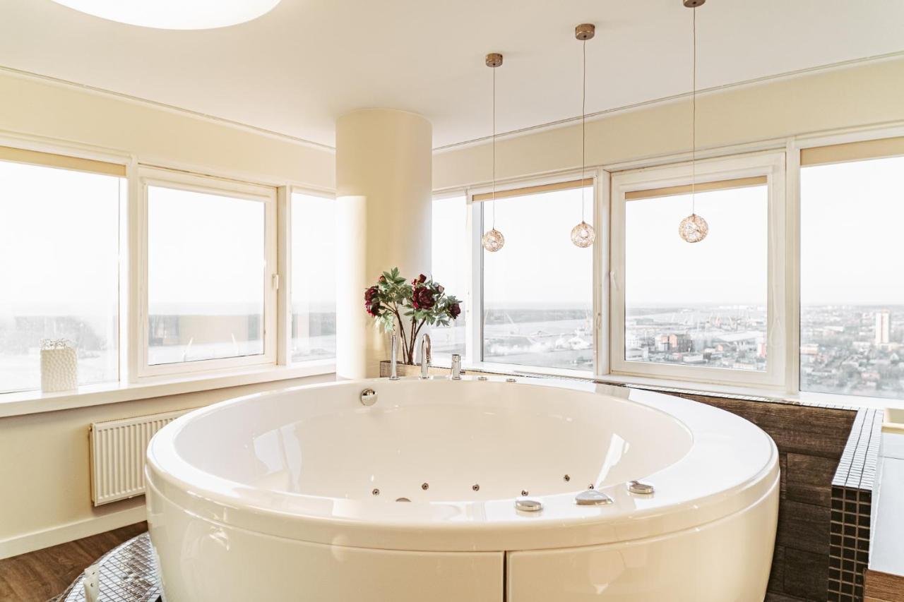 דירות קלייפדה Sky Flat Jacuzzi 27 Floor מראה חיצוני תמונה