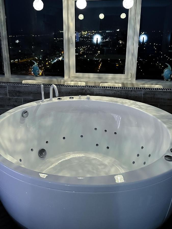 דירות קלייפדה Sky Flat Jacuzzi 27 Floor מראה חיצוני תמונה