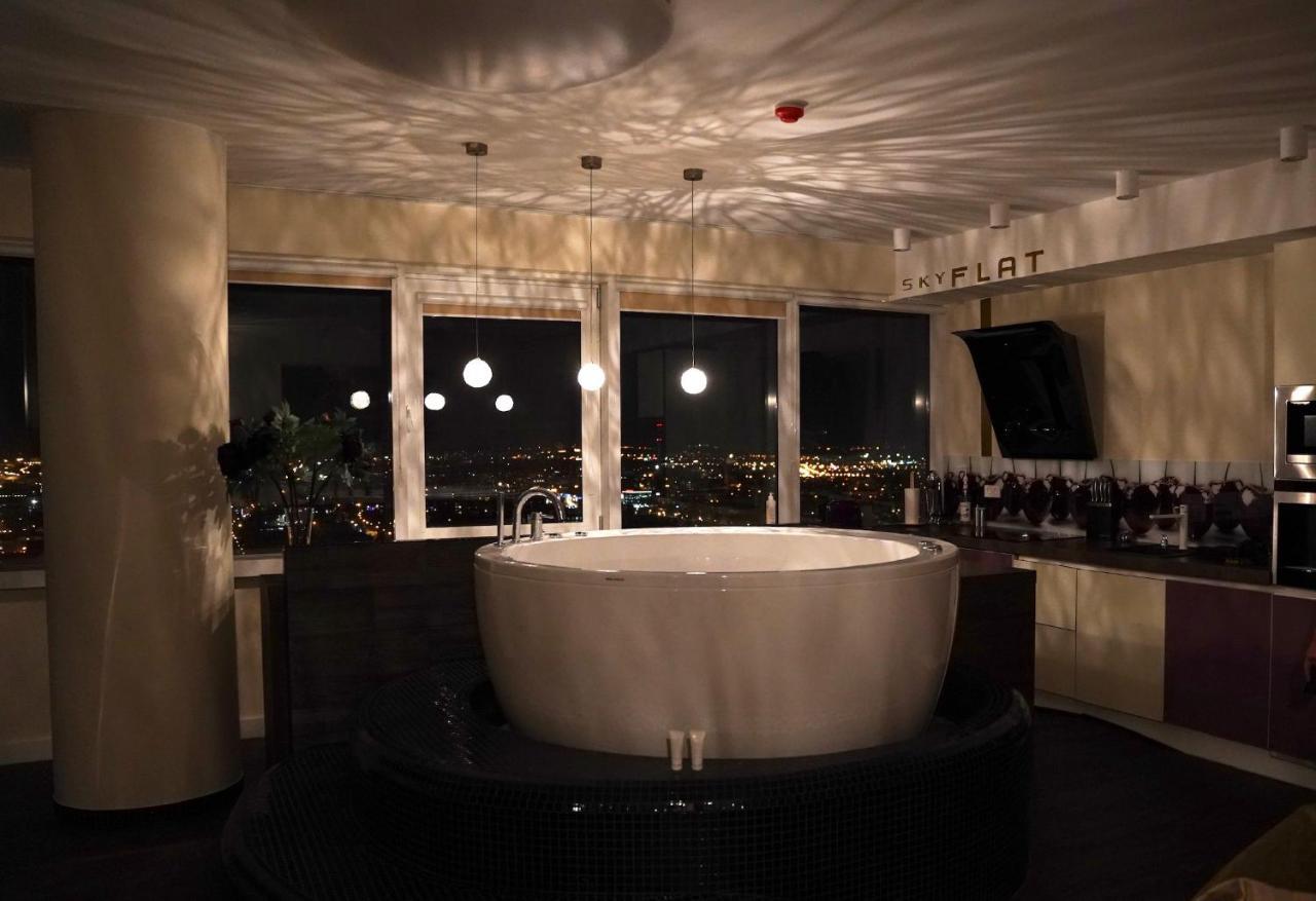 דירות קלייפדה Sky Flat Jacuzzi 27 Floor מראה חיצוני תמונה